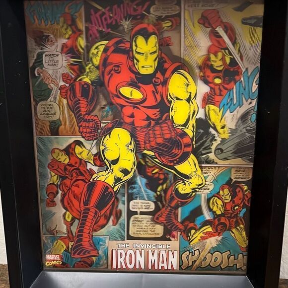 Iron Man 3D holographic shadow box. - Picture 2 of 5